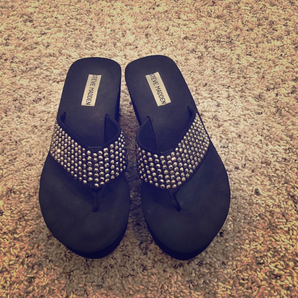 Steve Madden rhinestone sandals !